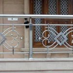 Modern Steel Railing Designs For Stylish Homes